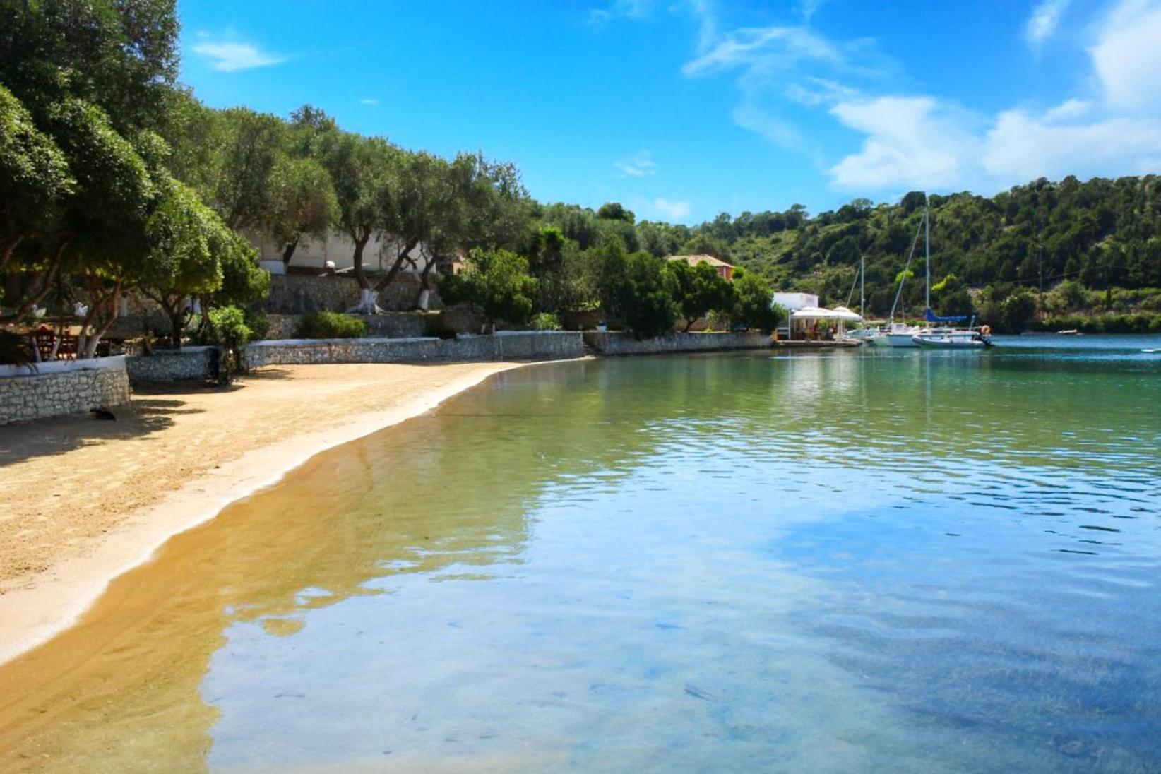 Вілла Lioniskari Seaviews - Paxoi'S Private Pool Oasis Porto Ozias Екстер'єр фото
