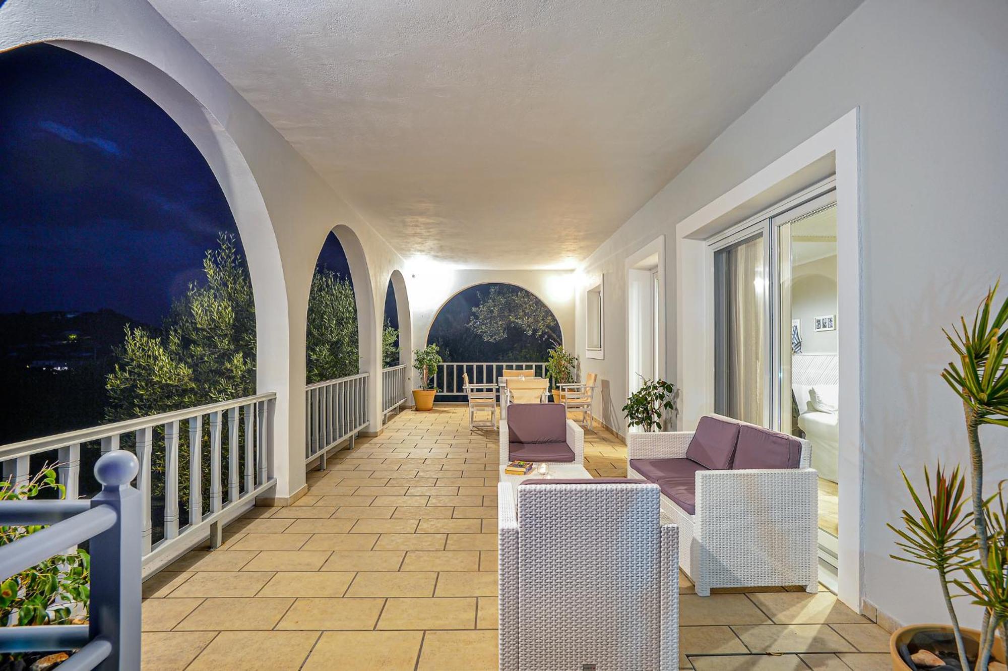 Вілла Lioniskari Seaviews - Paxoi'S Private Pool Oasis Porto Ozias Екстер'єр фото