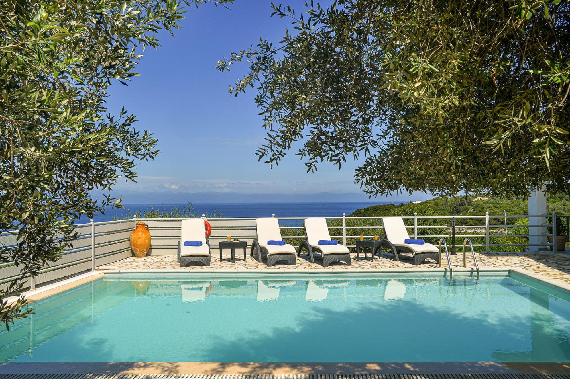 Вілла Lioniskari Seaviews - Paxoi'S Private Pool Oasis Porto Ozias Екстер'єр фото