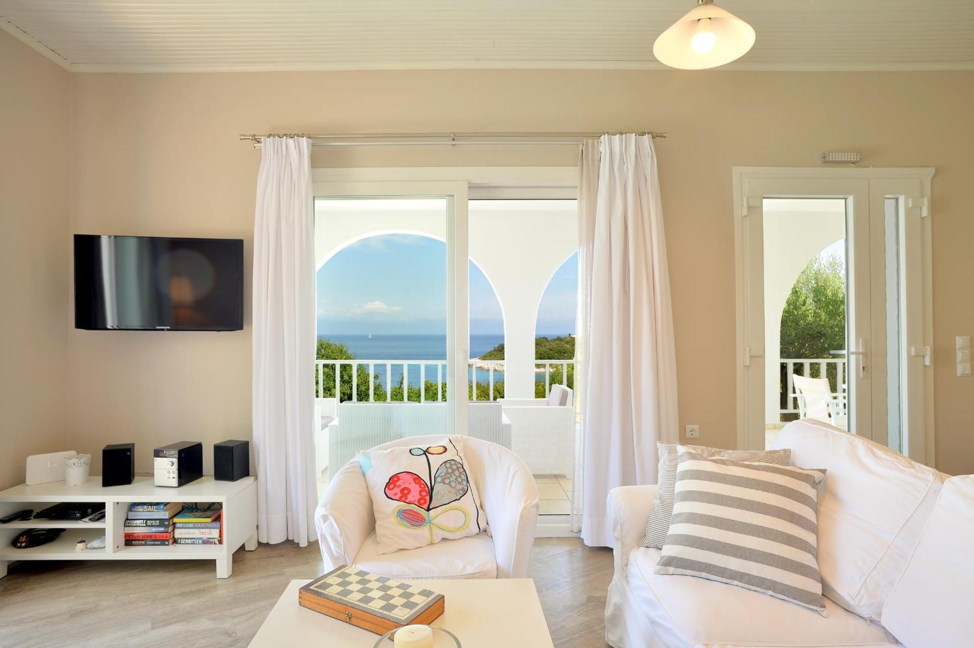 Вілла Lioniskari Seaviews - Paxoi'S Private Pool Oasis Porto Ozias Екстер'єр фото